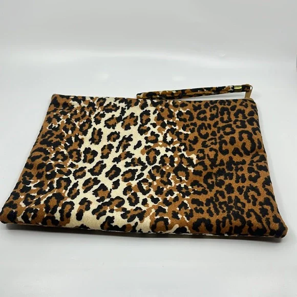 Vtg Huge Leopard Print Velvet Clutch with Wrist Strap - Picture 6 of 8